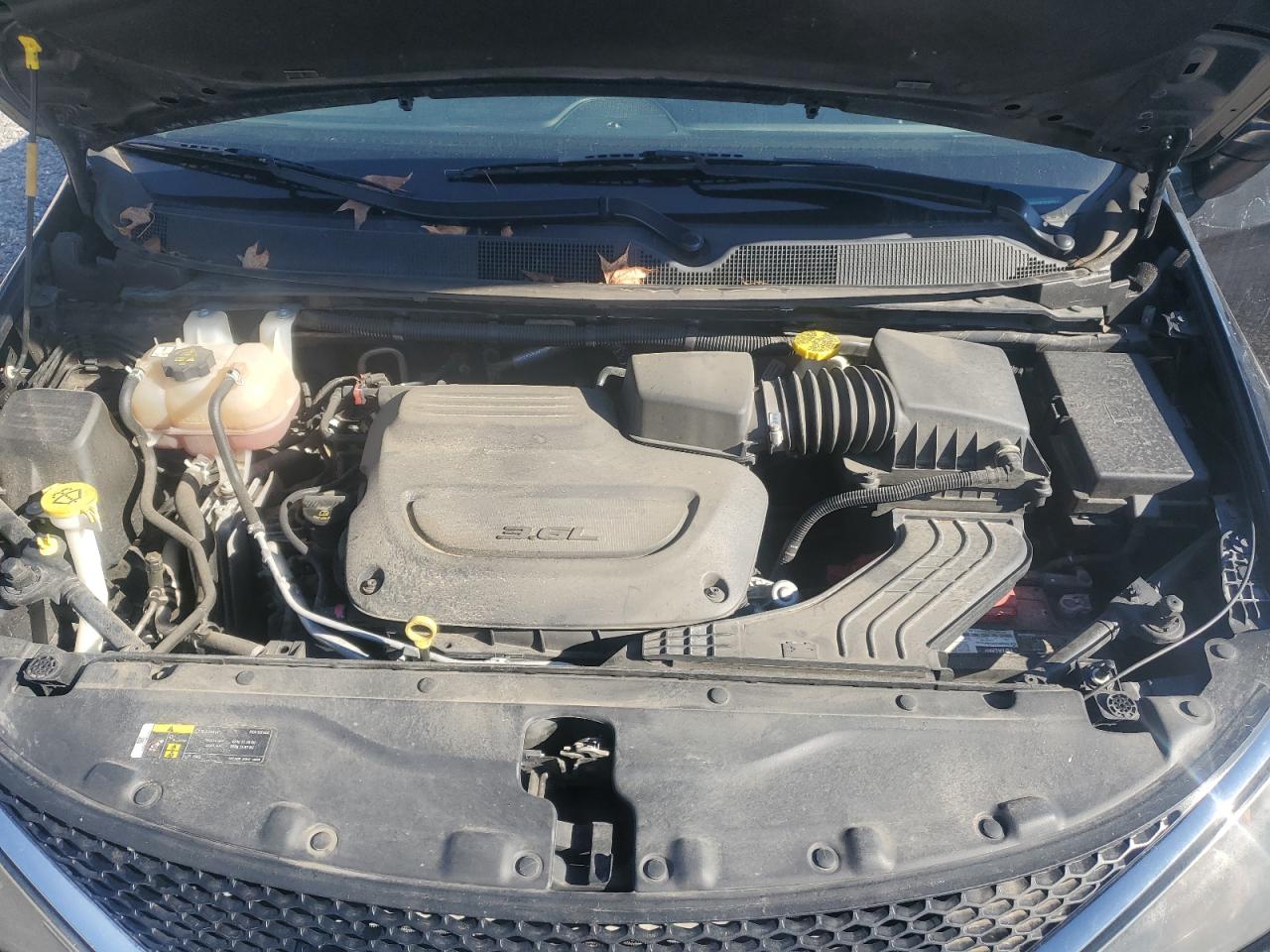 2020 Chrysler Voyager Lx VIN: 2C4RC1CGXLR171913 Lot: 84238555