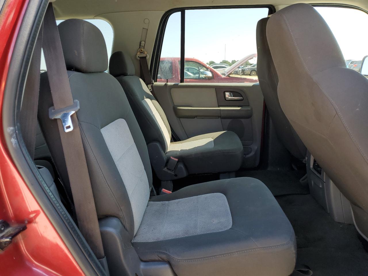 2004 Ford Expedition Xlt VIN: 1FMRU15W64LB54744 Lot: 80657735