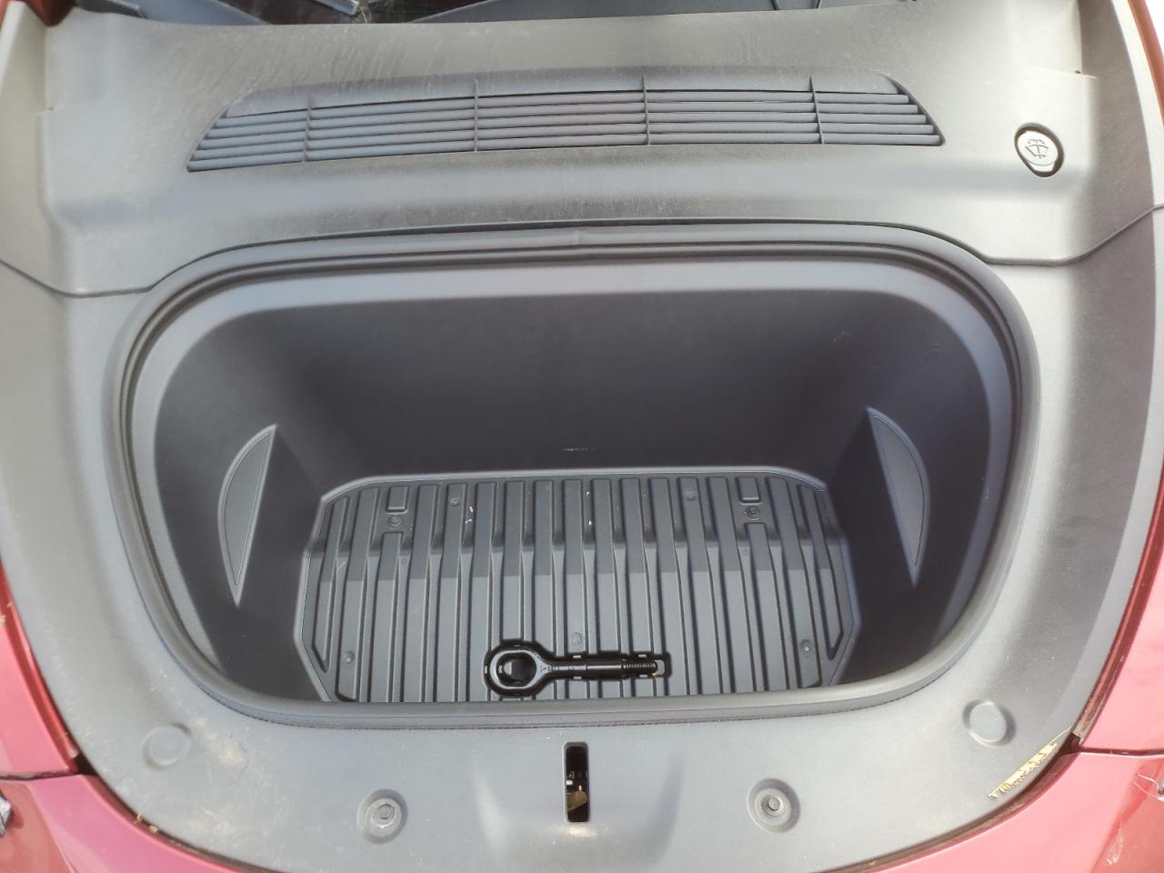 2024 Tesla Model Y VIN: 7SAYGDED9RF011159 Lot: 80731295