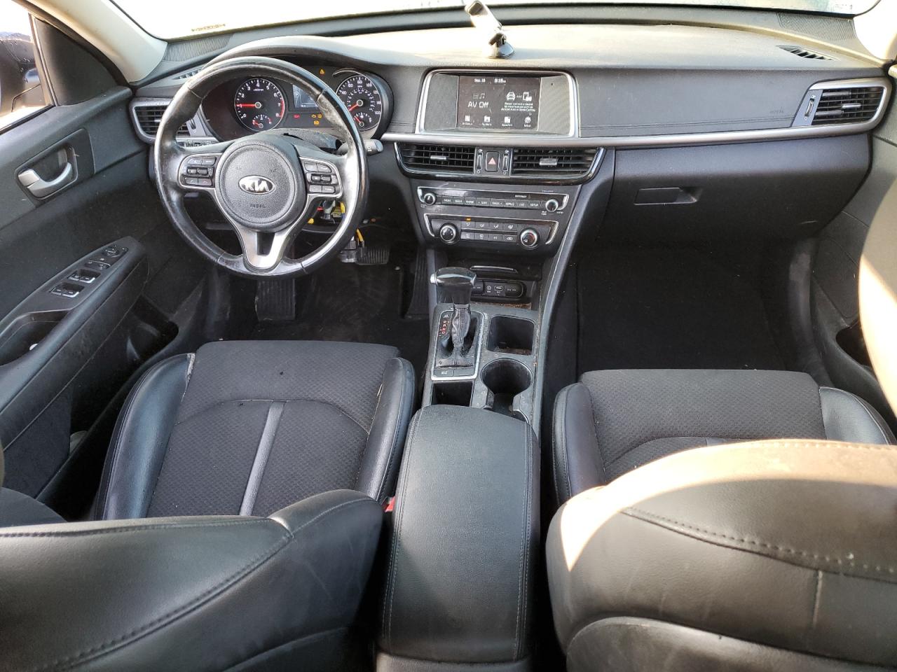 2018 Kia Optima Lx VIN: 5XXGT4L33JG217884 Lot: 81126125