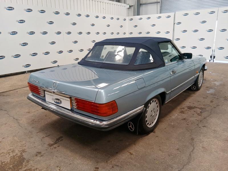 1988 MERCEDES 300 SL AUTO 