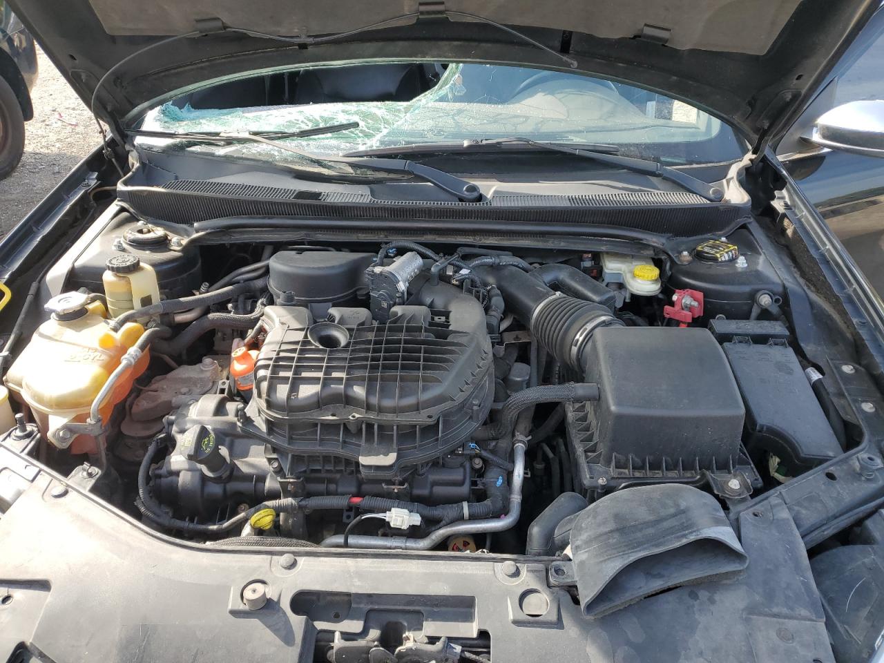 2012 Chrysler 200 Limited VIN: 1C3CCBCG5CN151727 Lot: 71615725