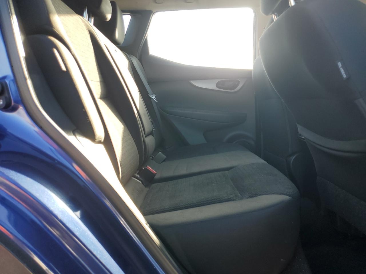 2022 Nissan Rogue Sport S VIN: JN1BJ1AW8NW476776 Lot: 81347245