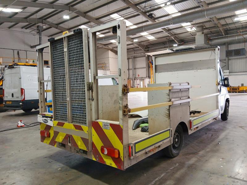 2021 PEUGEOT BOXER 335 BLUEHDI 