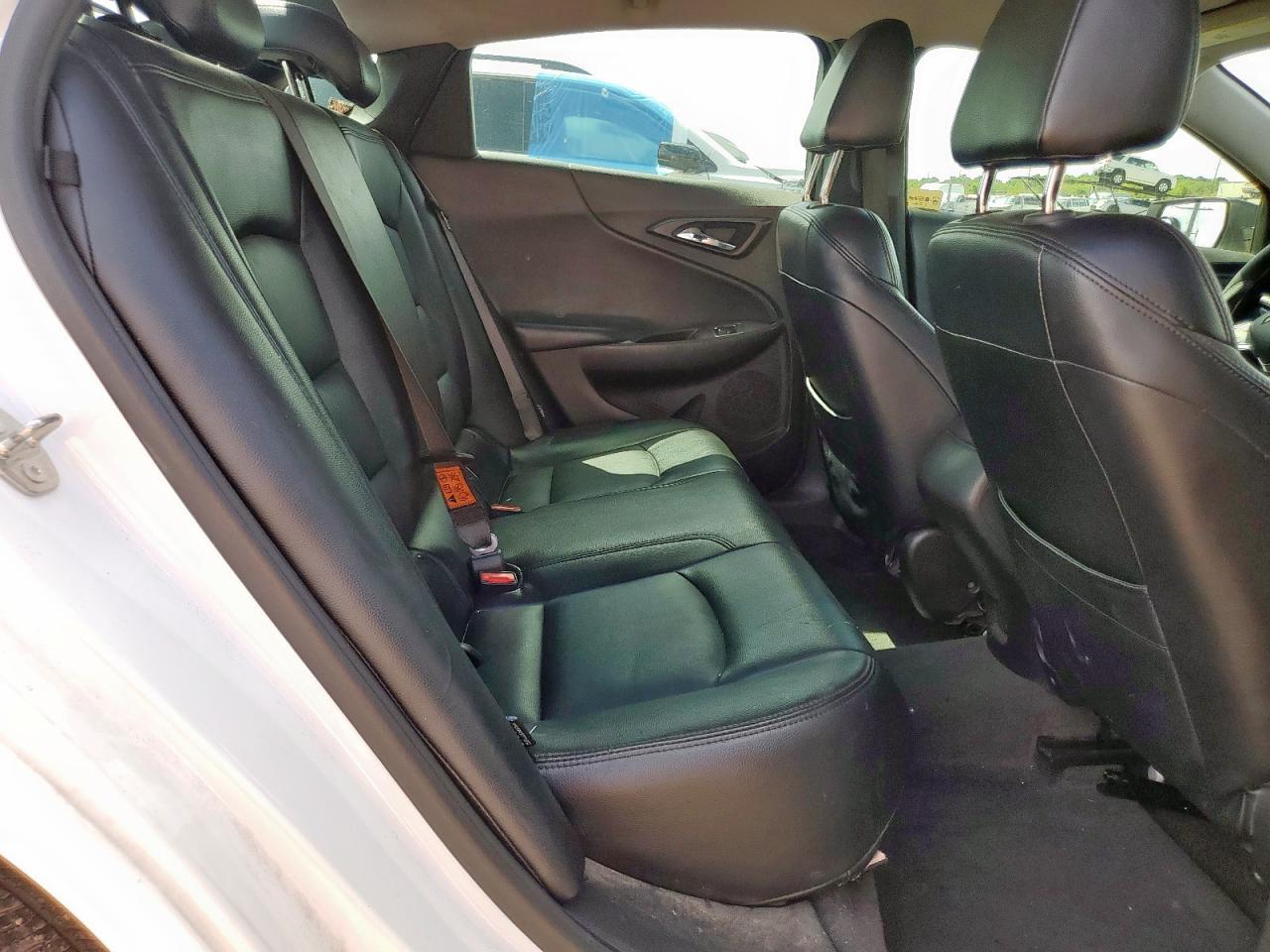 2019 Chevrolet Malibu Ls VIN: 1G1ZB5ST9KF210983 Lot: 84057805