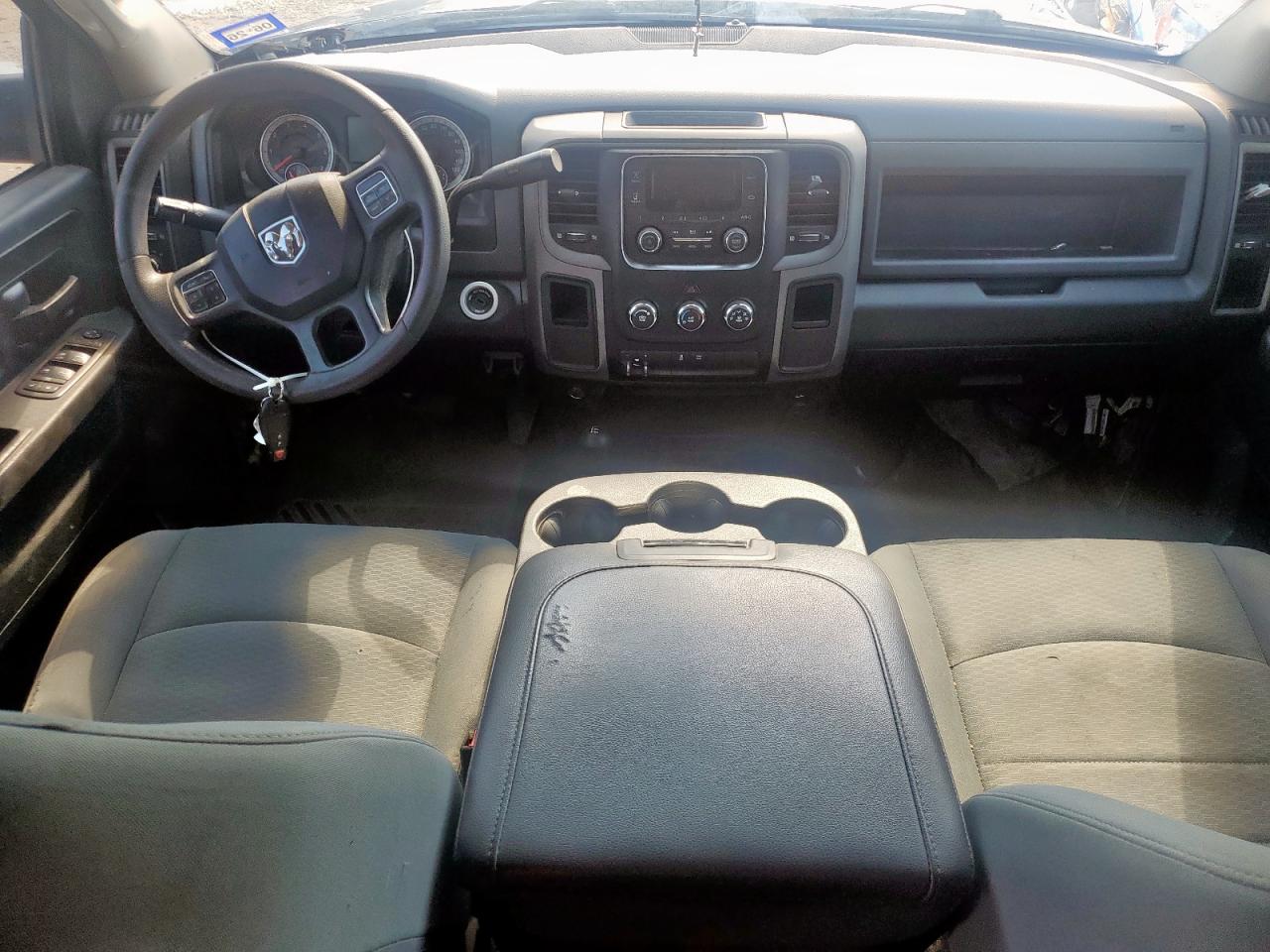 2018 Ram 2500 St VIN: 3C6UR5CJ9JG313321 Lot: 84205275