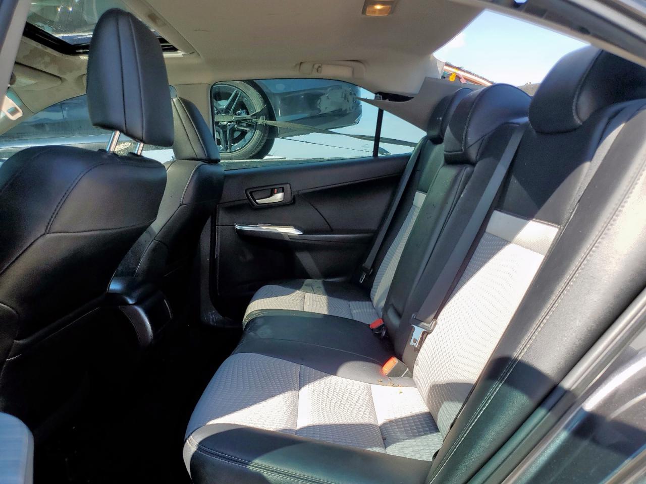 2014 Toyota Camry L VIN: 4T1BF1FK4EU470033 Lot: 81853305