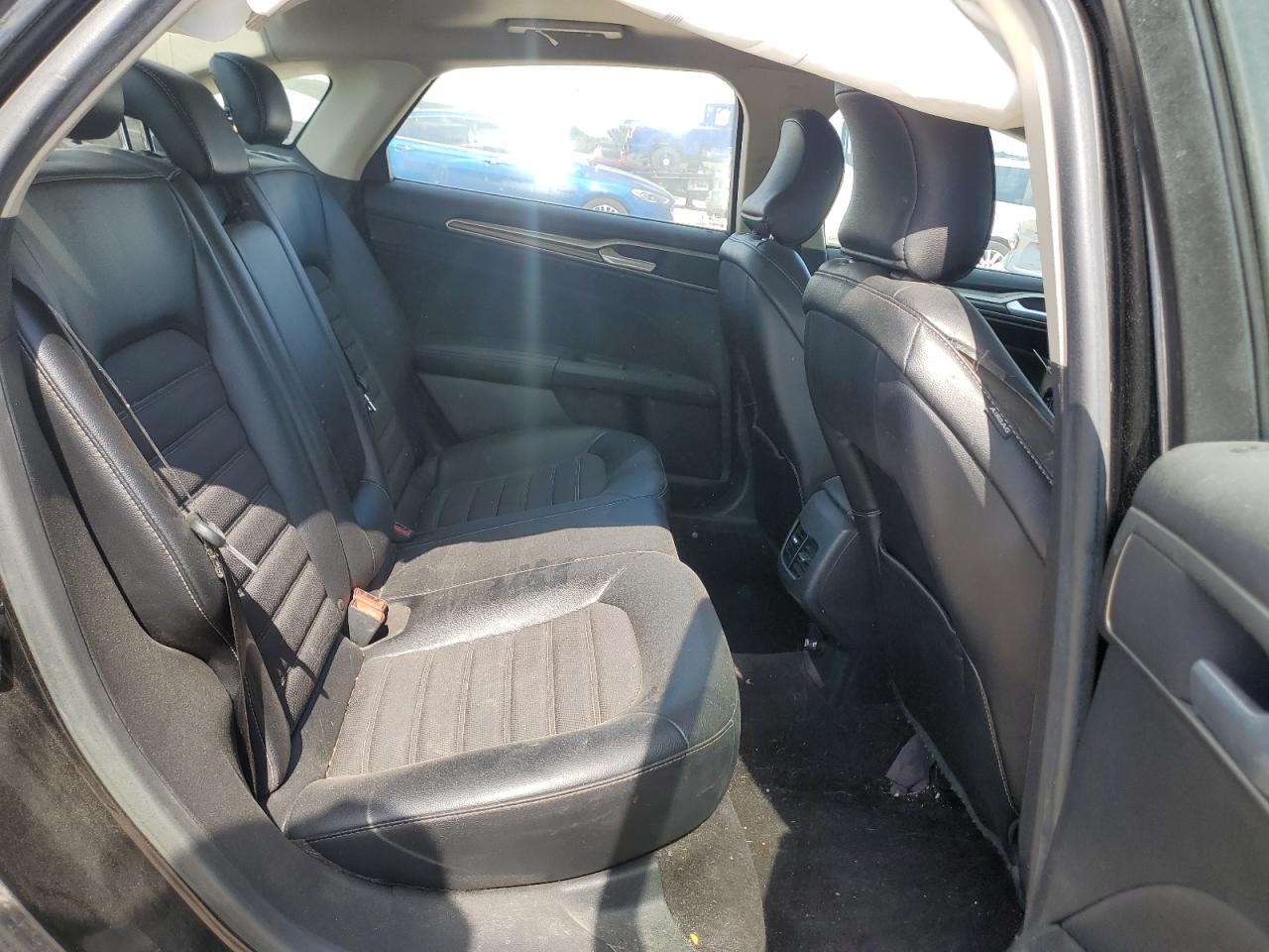 2017 Ford Fusion Se VIN: 3FA6P0H79HR372980 Lot: 81851705