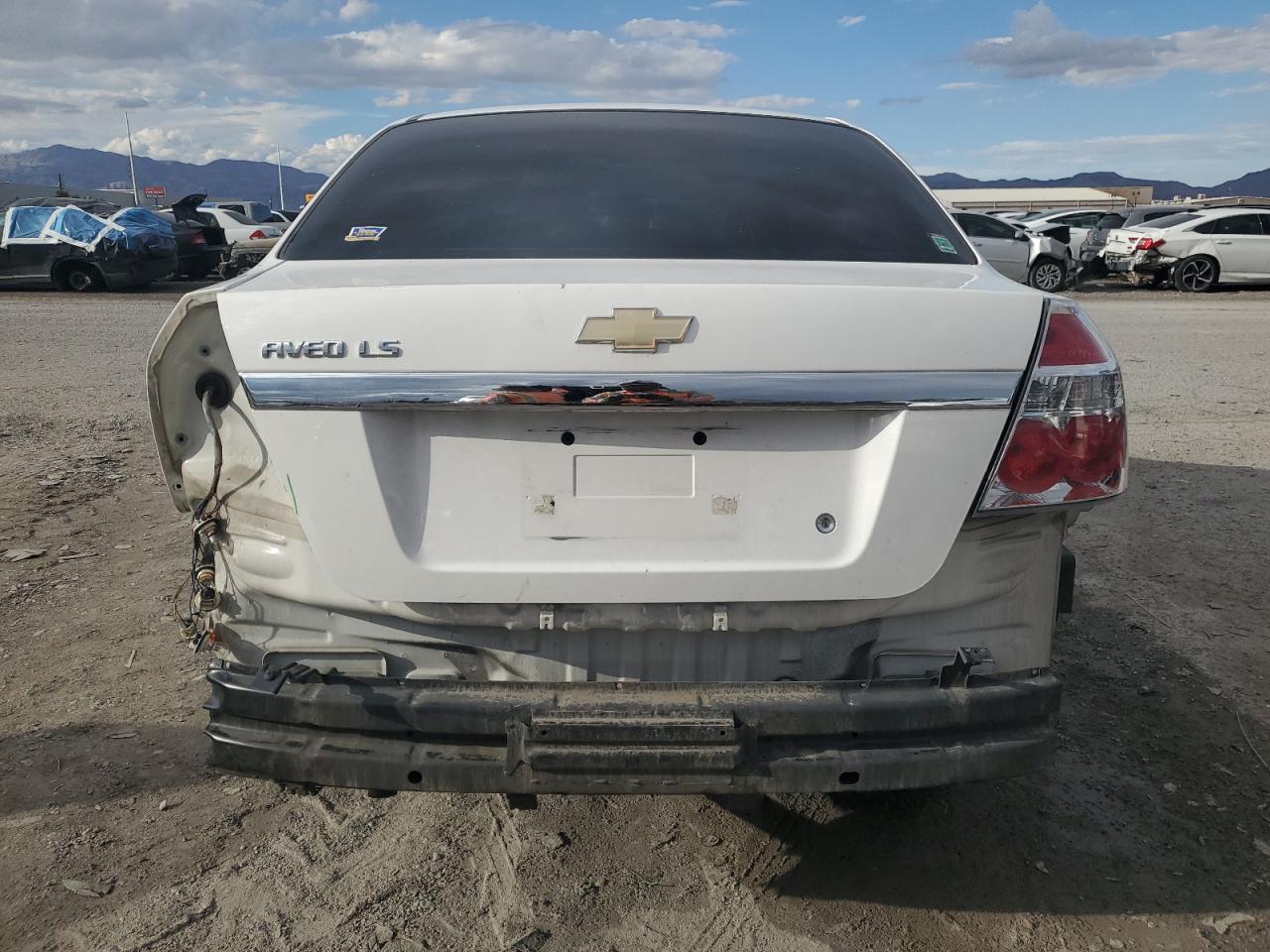 2008 Chevrolet Aveo Base VIN: KL1TD56628B250681 Lot: 81643335