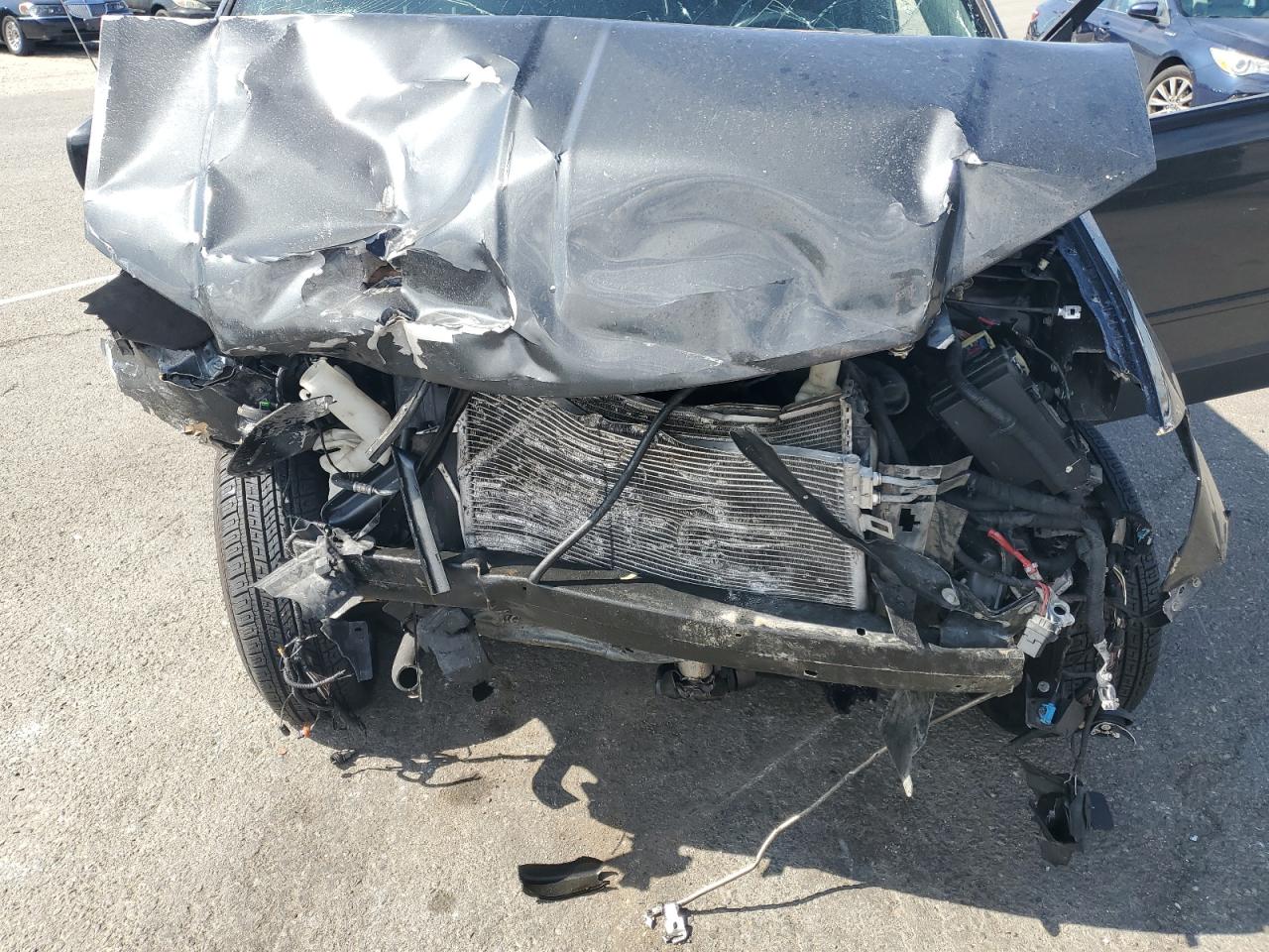 2011 Dodge Grand Caravan R/T VIN: 2D4RN7DG5BR765757 Lot: 81786435