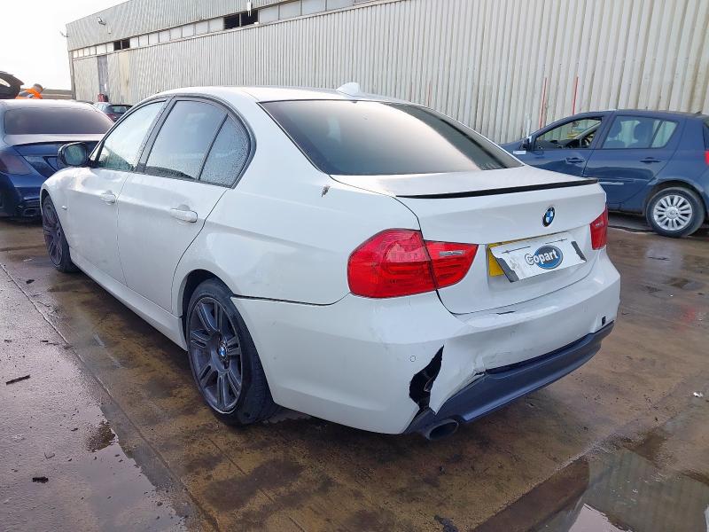 2011 BMW 318I SPORT PLUS EDITION 