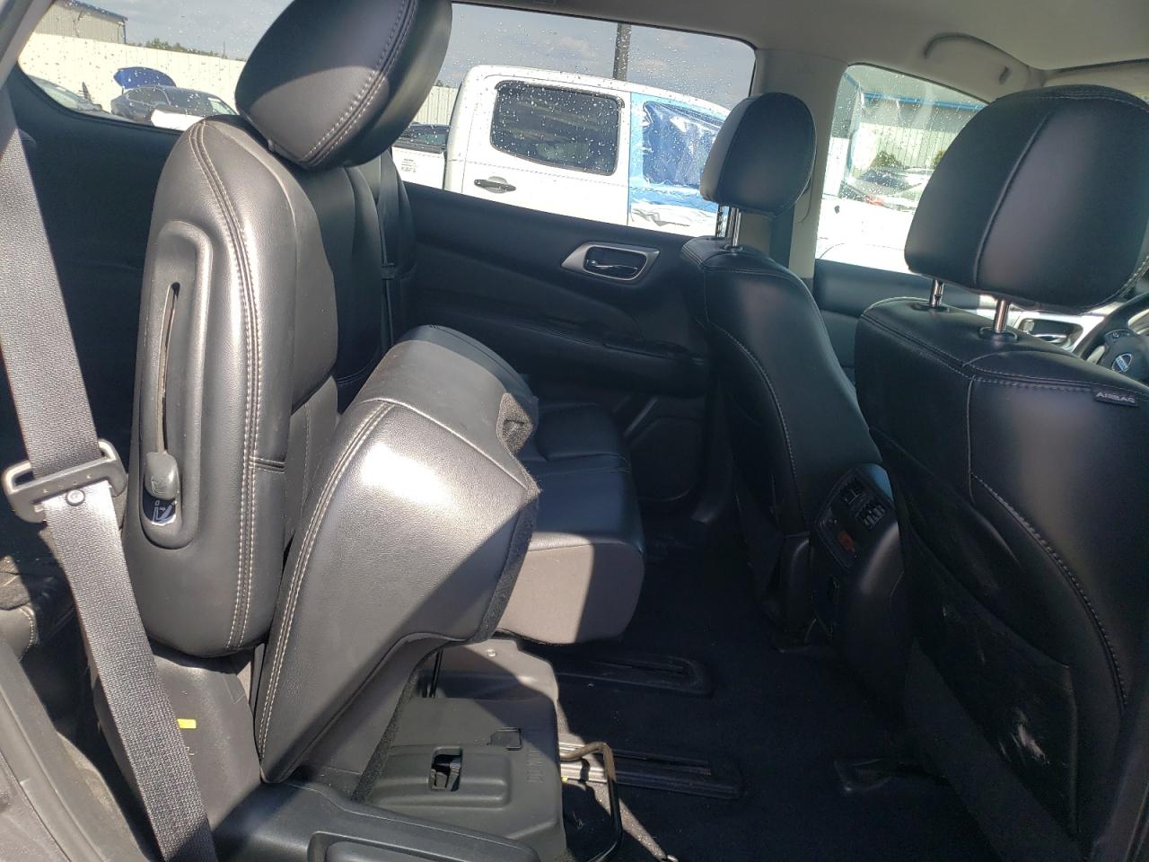 2017 Nissan Pathfinder S VIN: 5N1DR2MN5HC648593 Lot: 80713735