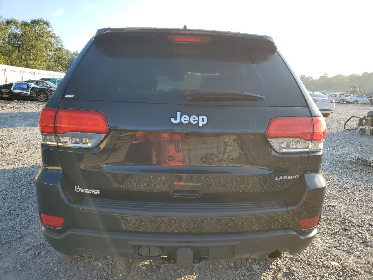 2015 Jeep Grand Cherokee Laredo VIN: 1C4RJEAG2FC707086 Lot: 84167785