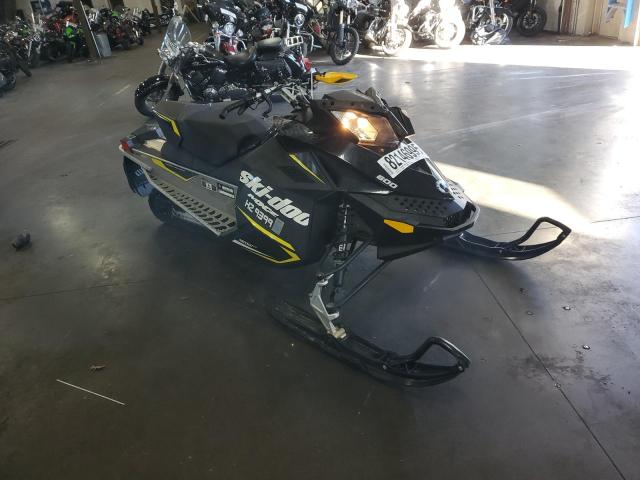 2015 SKIDOO MXZ SPORT   a la Venta en Copart MN - MINNEAPOLIS NORTH