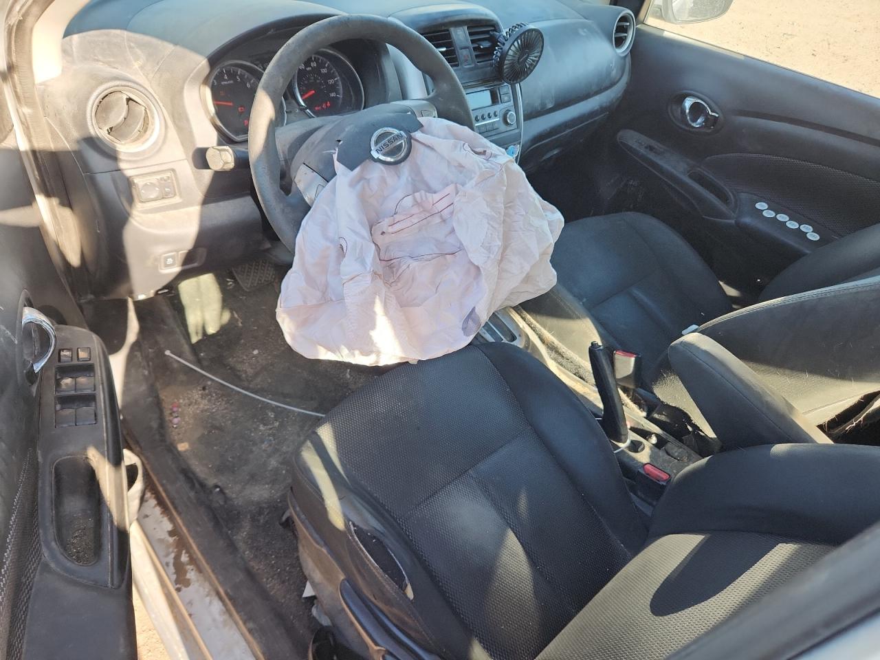 2018 Nissan Versa S VIN: 3N1CN7AP2JK435568 Lot: 71268055