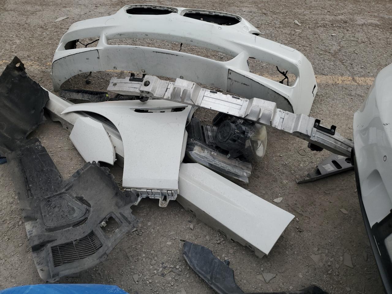 2015 BMW 640 I VIN: WBALW3C55FC893050 Lot: 84015005