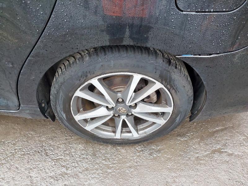 2013 TOYOTA AVENSIS ICON