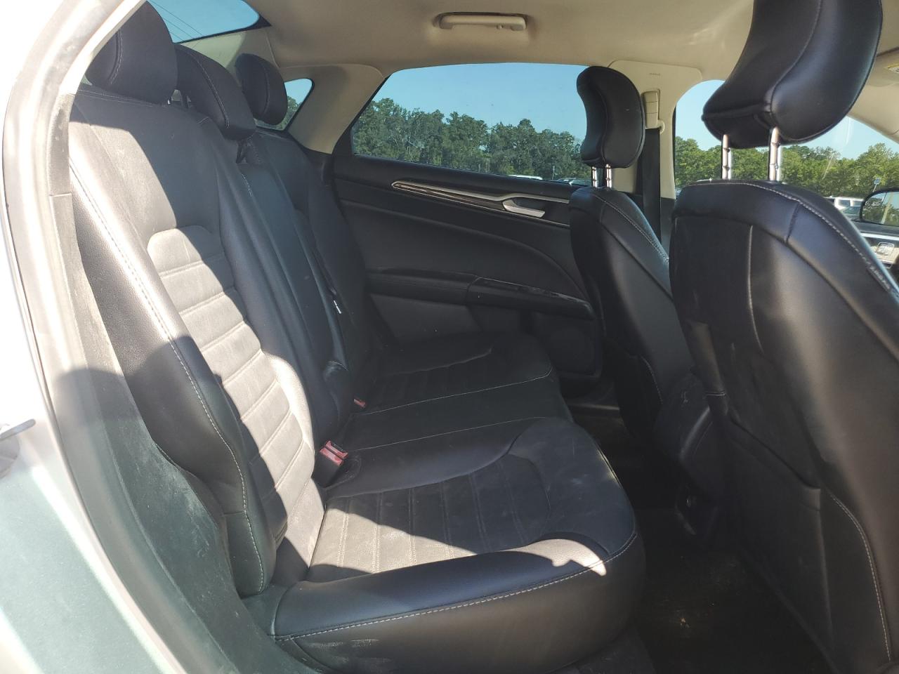 2017 Ford Fusion Se VIN: 3FA6P0HD3HR337261 Lot: 71035145