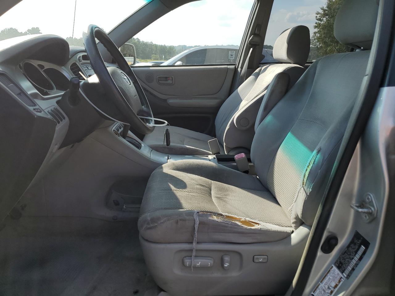 2005 Toyota Highlander VIN: JTEGD21A750105966 Lot: 81652195