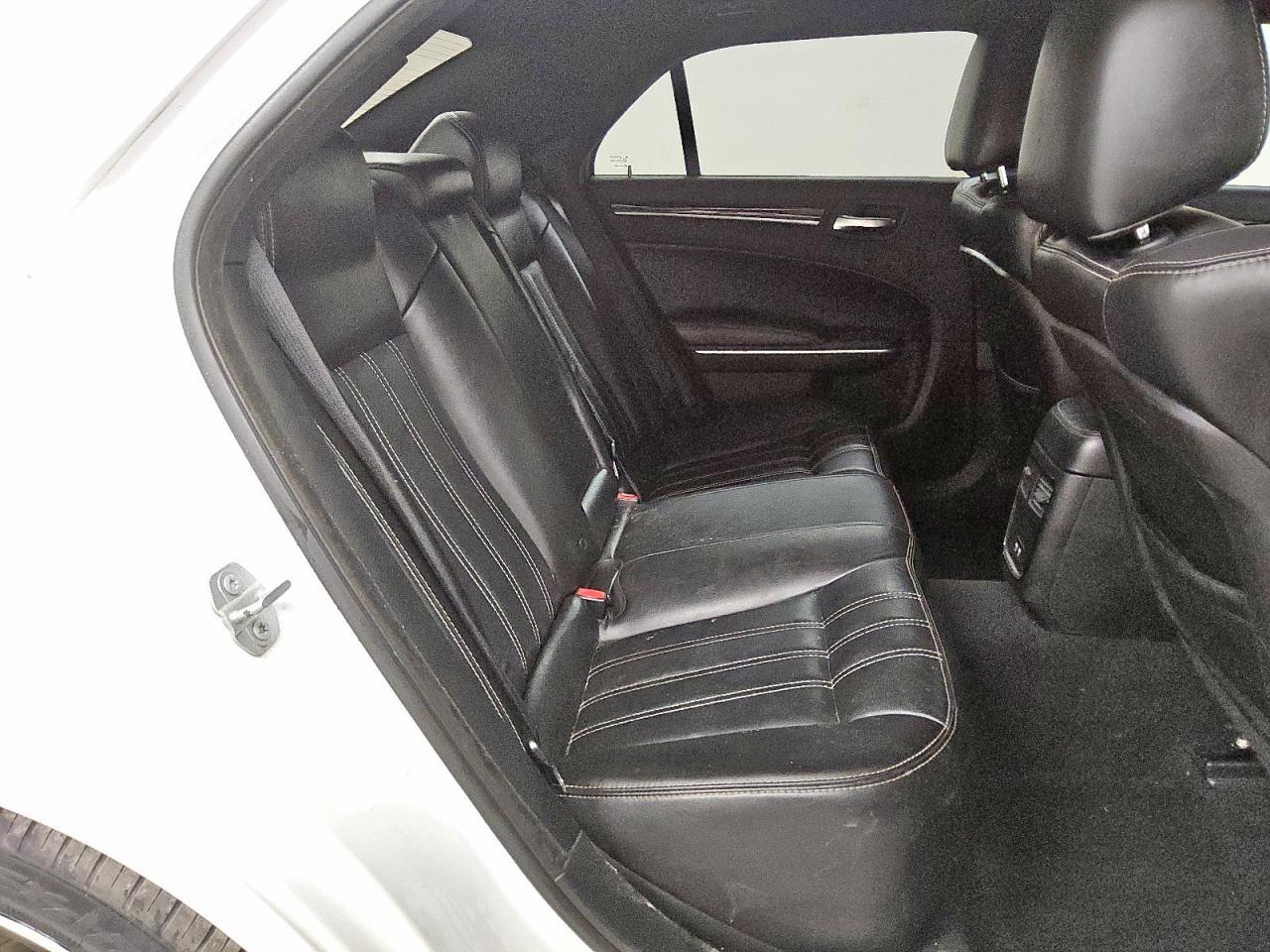 2019 Chrysler 300 S VIN: 2C3CCABG8KH566009 Lot: 81253795