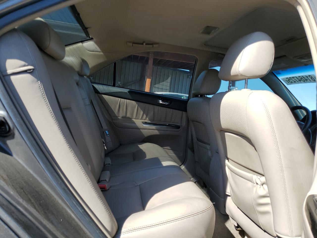 2004 Toyota Camry Le VIN: 4T1BE32K34U856025 Lot: 81464725