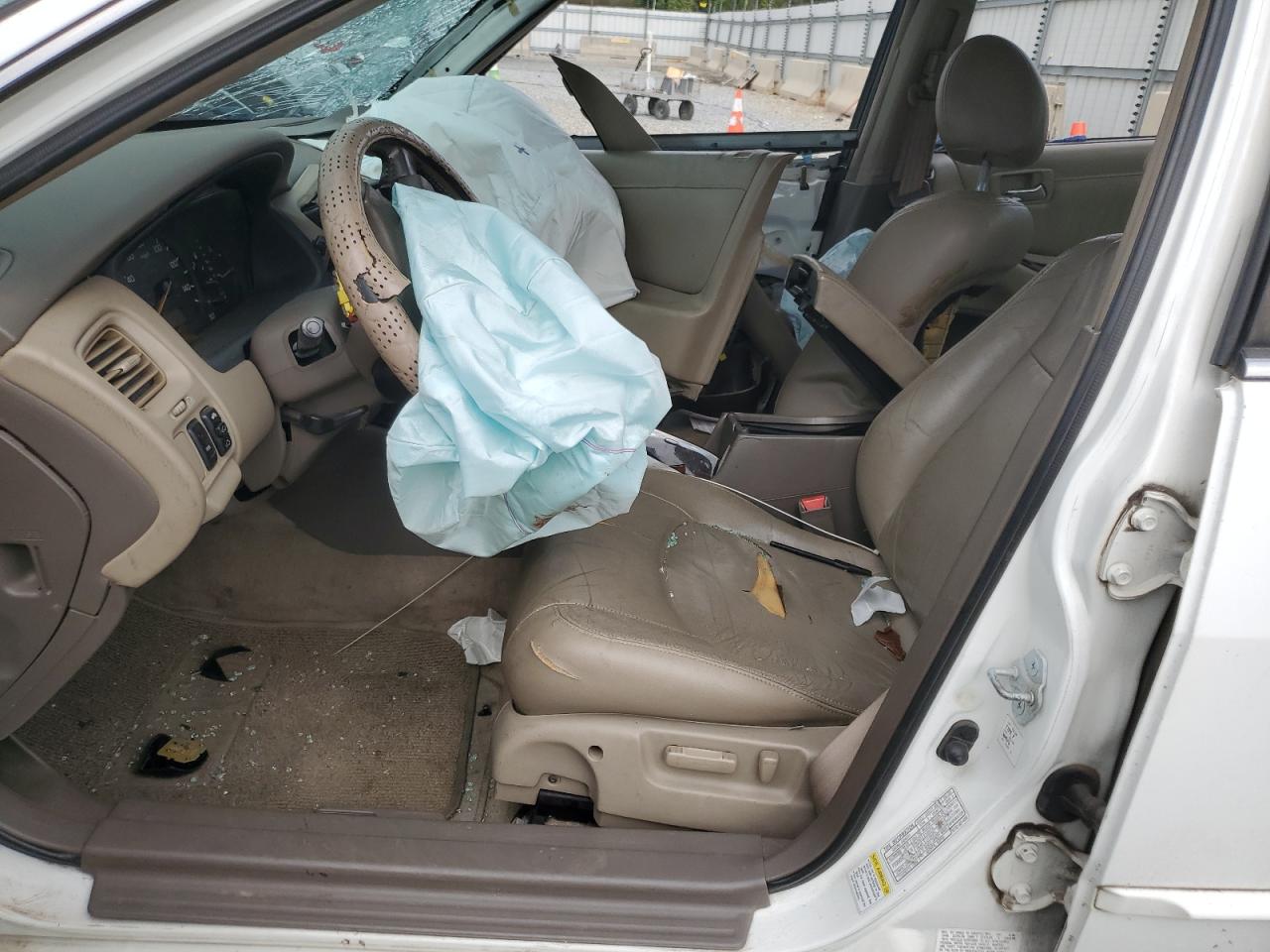 2000 Honda Accord Ex VIN: 1HGCG1651YA073340 Lot: 81642825