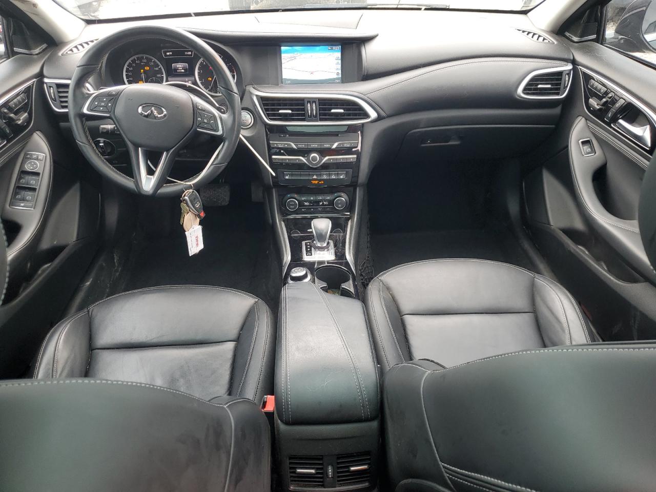 2018 Infiniti Qx30 Base VIN: SJKCH5CR8JA056046 Lot: 83975025