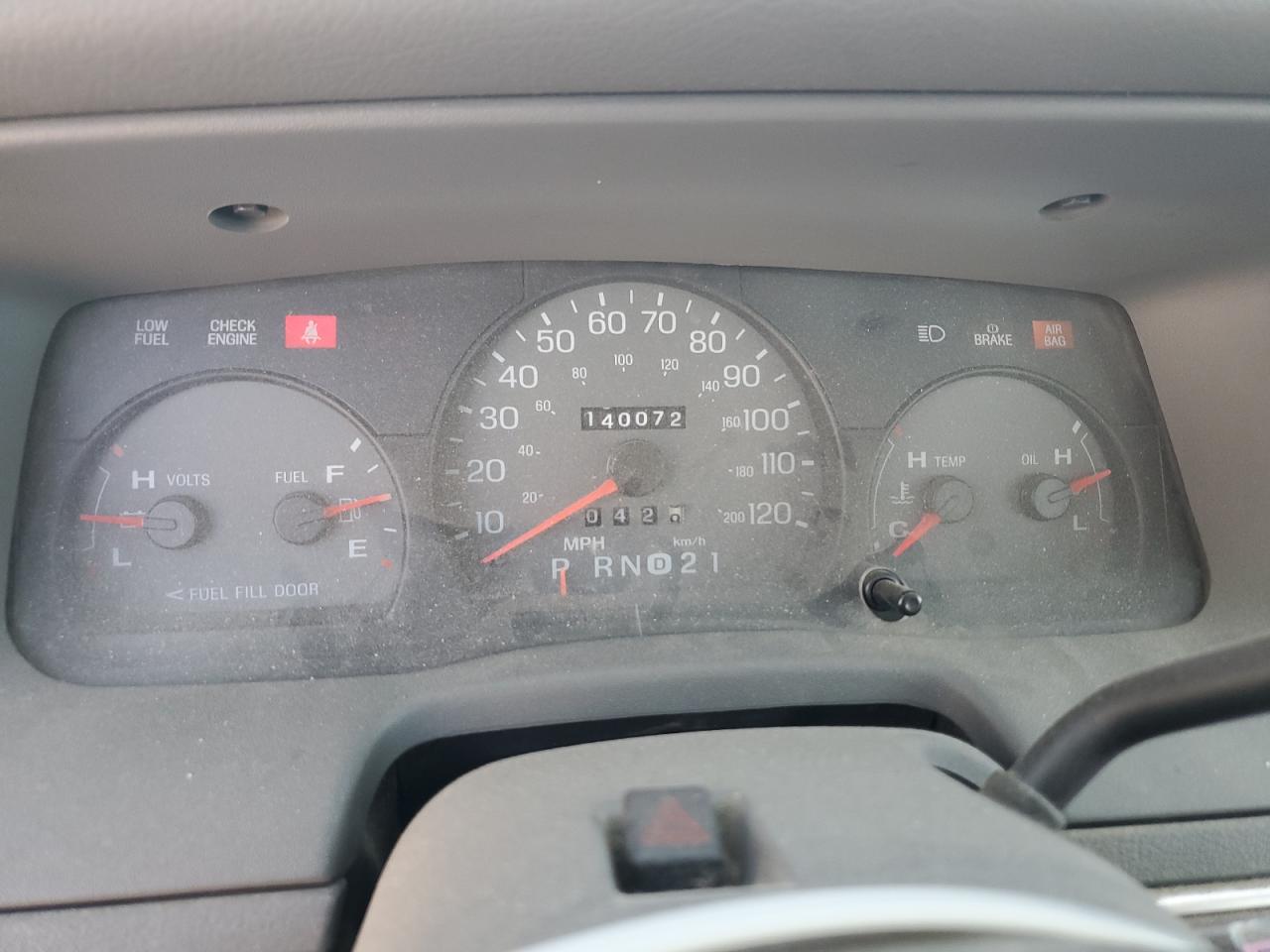 2003 Mercury Grand Marquis Gs VIN: 2MEFM74WX3X603726 Lot: 83942145