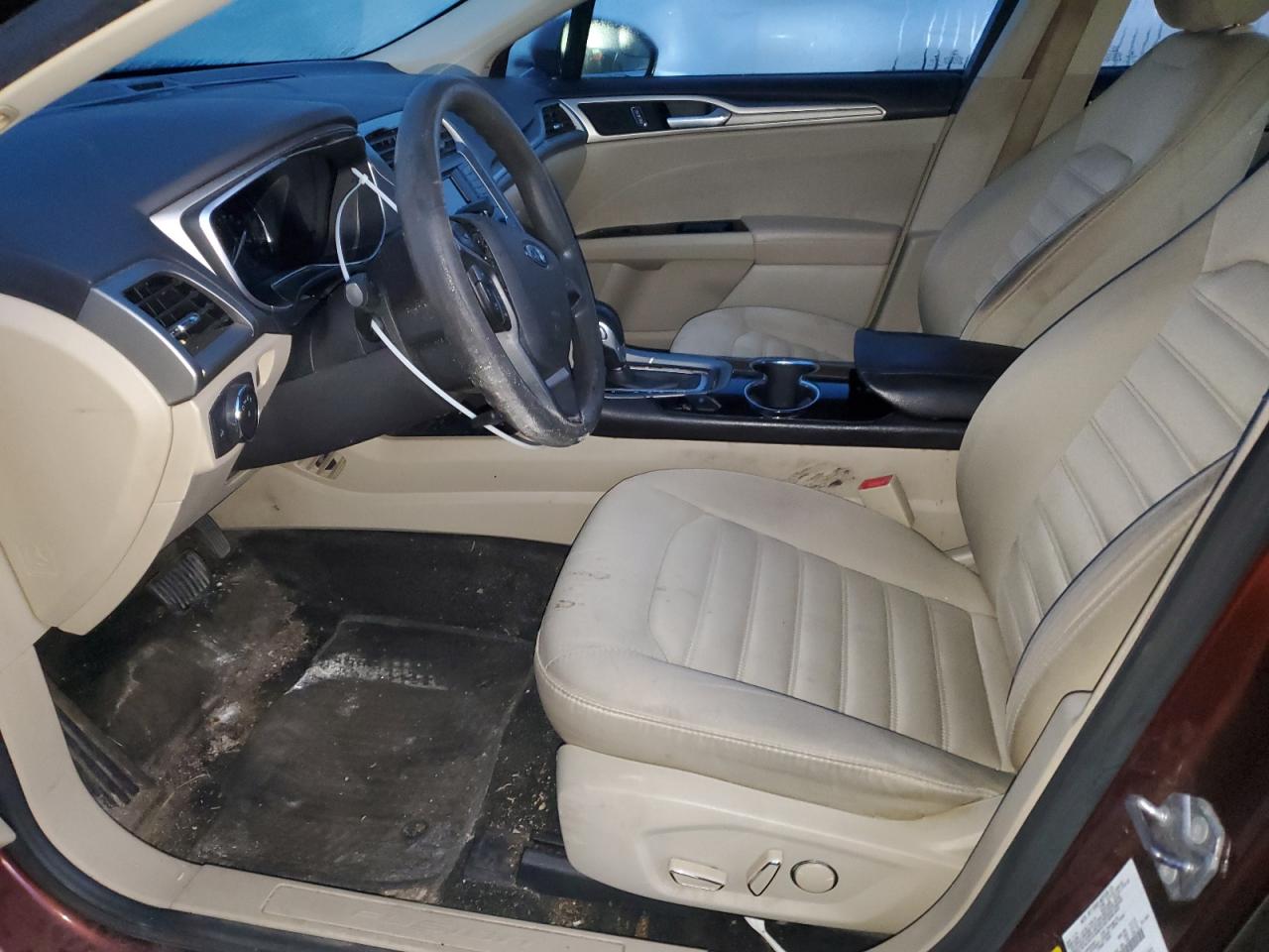 2015 Ford Fusion Se Hybrid VIN: 3FA6P0LU8FR204967 Lot: 84728795