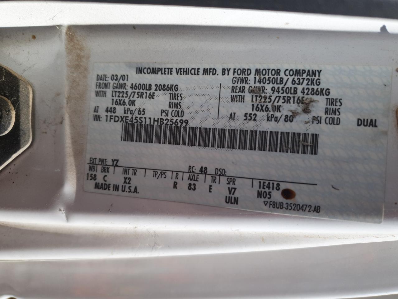 2001 Ford Econoline E450 Super Duty Cutaway Van VIN: 1FDXE45S11HB25699 Lot: 83806005