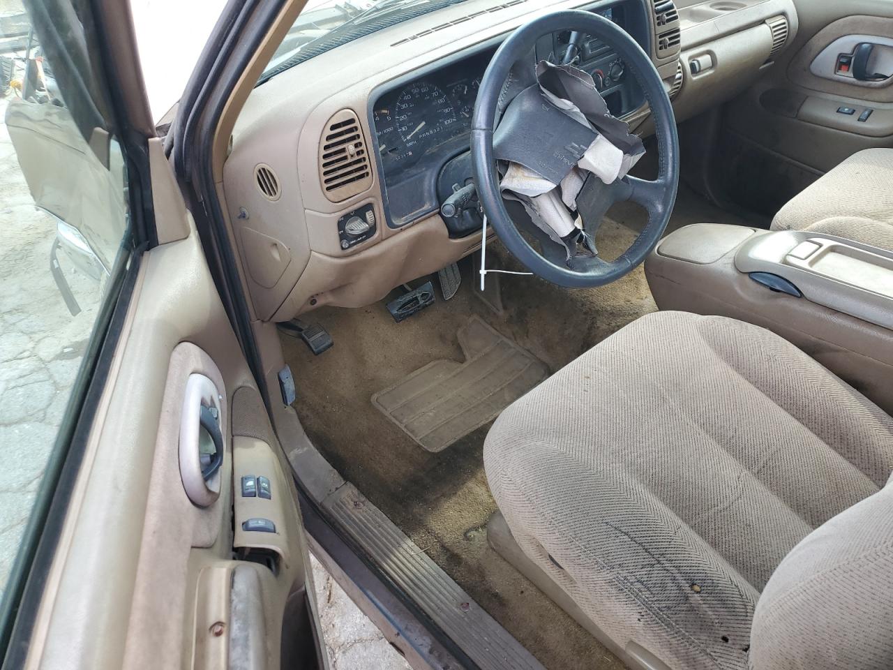 1995 Chevrolet Gmt-400 C1500 VIN: 1GCEK19Z65Z285118 Lot: 84249225