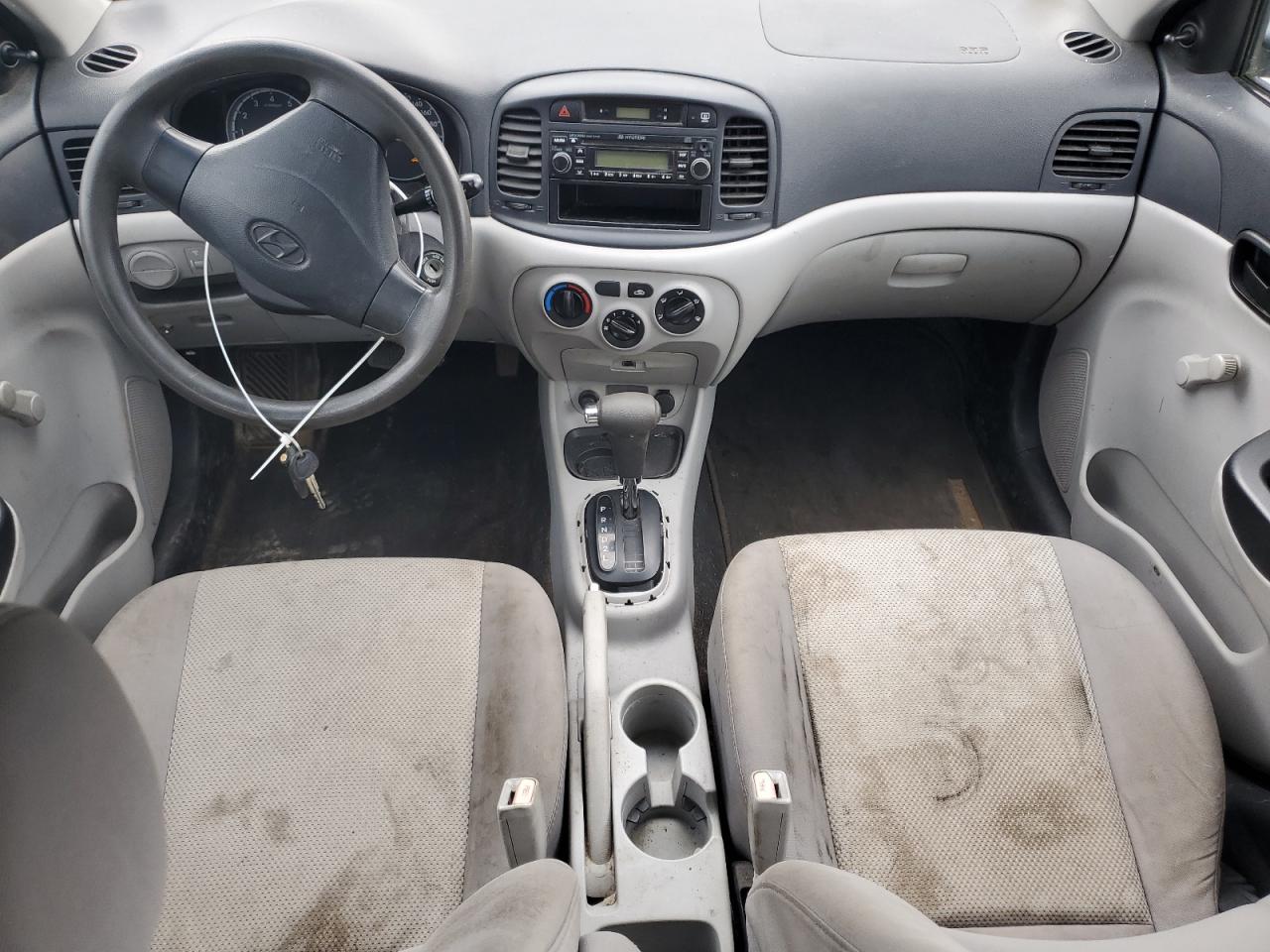 2010 Hyundai Accent Gls VIN: KMHCN4BC5AU517183 Lot: 81812395