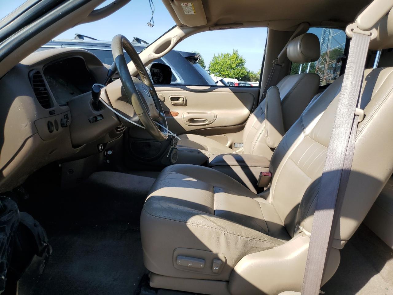 2000 Toyota Tundra Access Cab Limited VIN: 5TBBT4815YS038278 Lot: 80949135