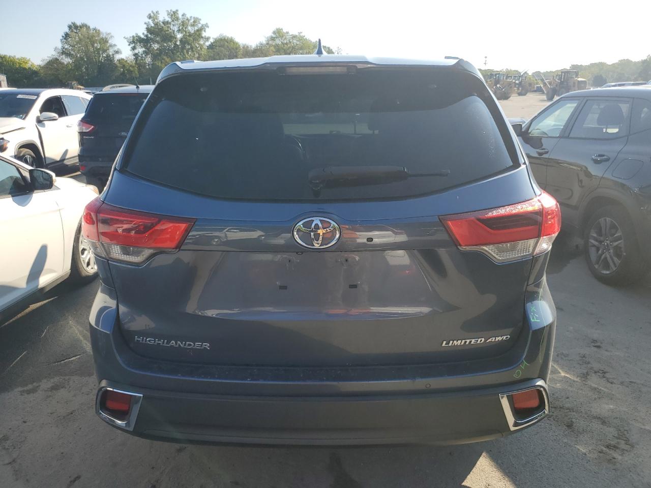 2017 Toyota Highlander Limited VIN: 5TDDZRFH9HS391912 Lot: 71284395