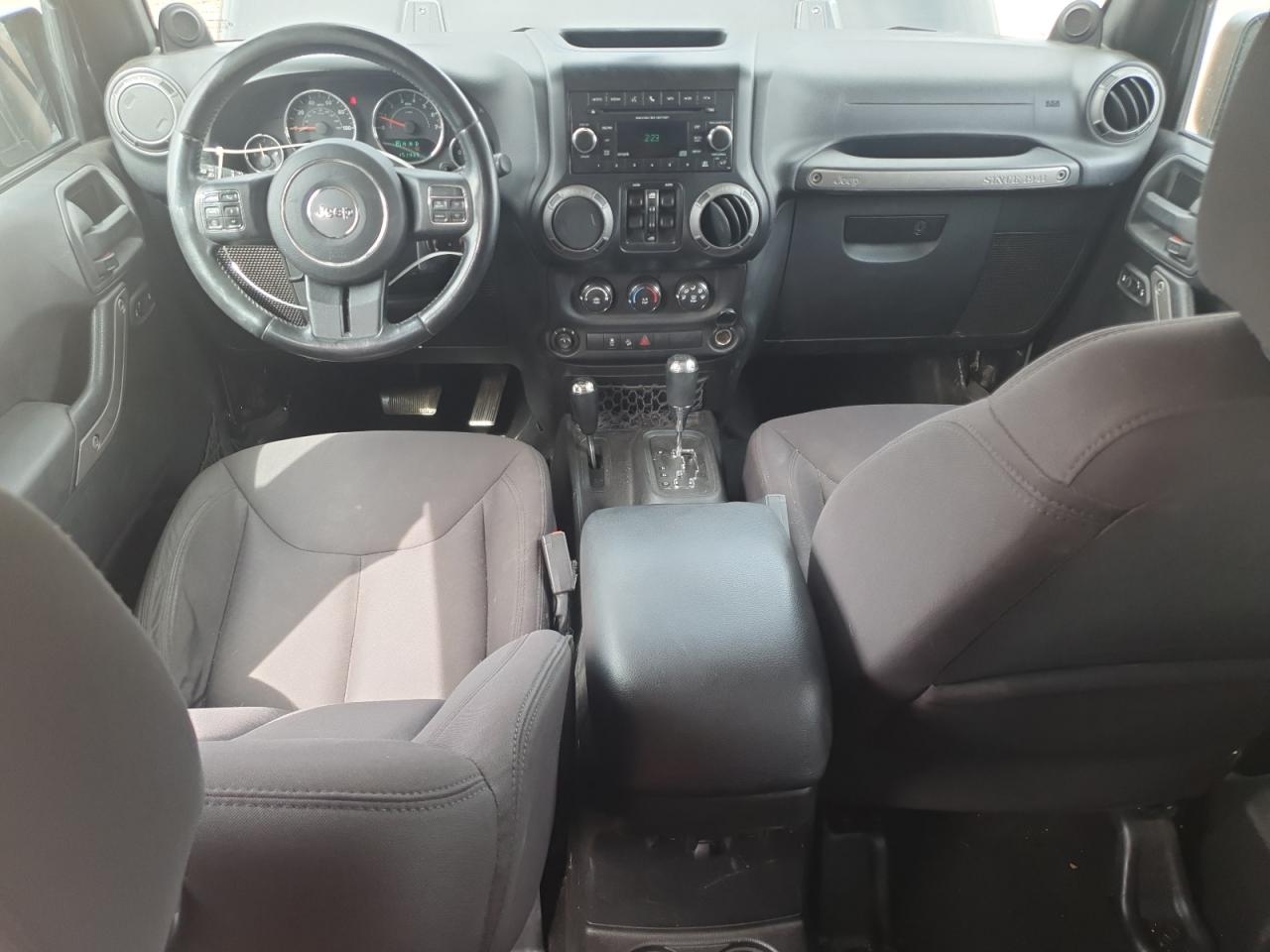 2013 Jeep Wrangler Unlimited Sport VIN: 1C4BJWDGXDL698427 Lot: 81647495