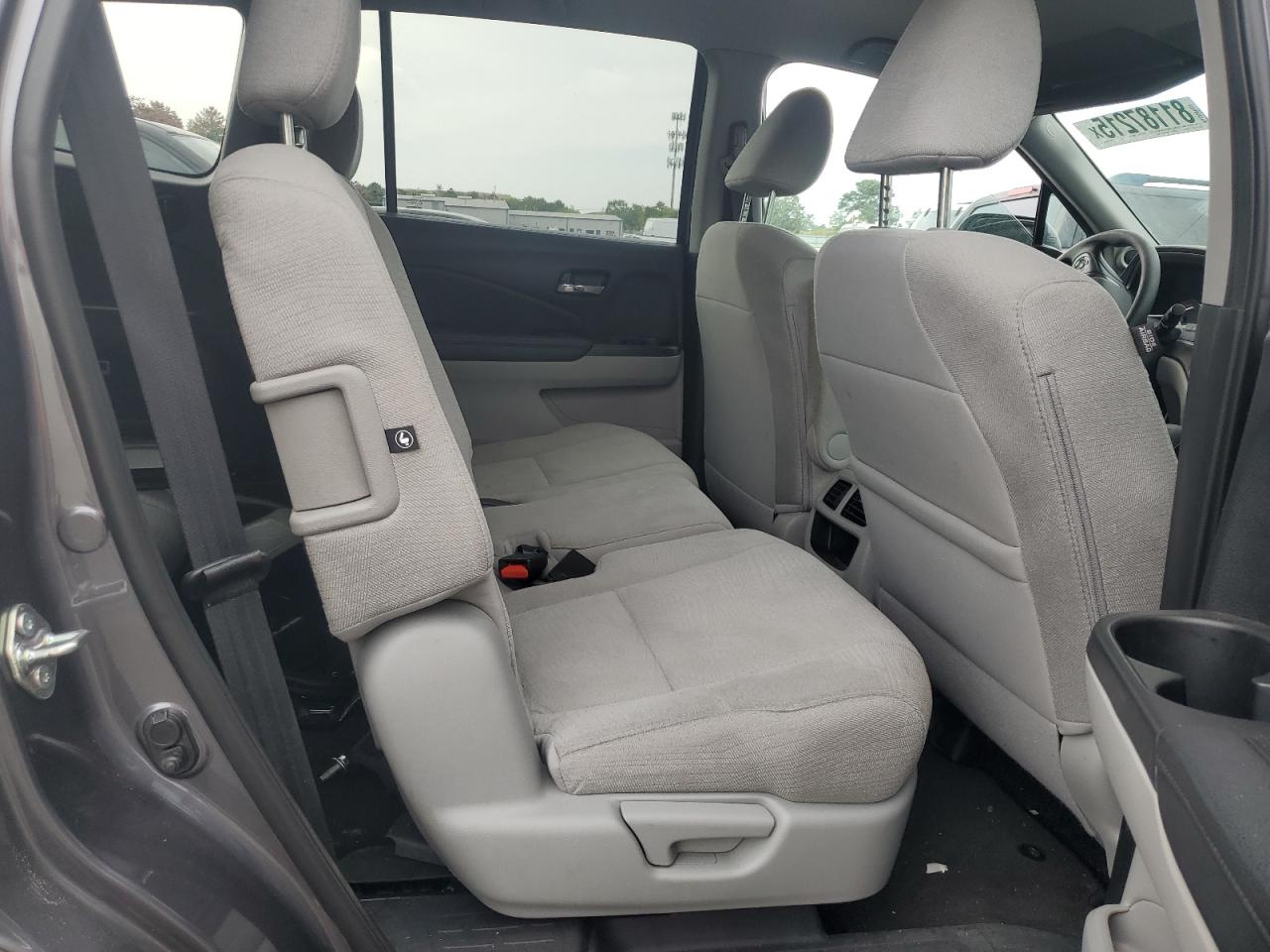 2018 Honda Pilot Lx VIN: 5FNYF6H17JB054304 Lot: 81187215