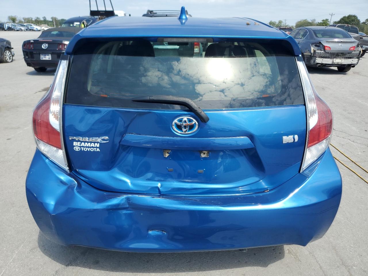 2015 Toyota Prius C VIN: JTDKDTB32F1583373 Lot: 70810565