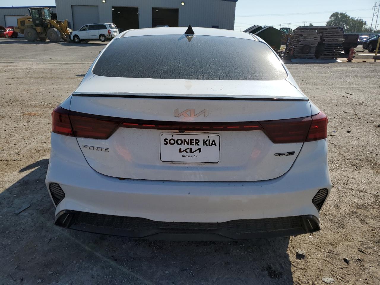 2024 Kia Forte Gt Line VIN: 3KPF54AD8RE803311 Lot: 81745615
