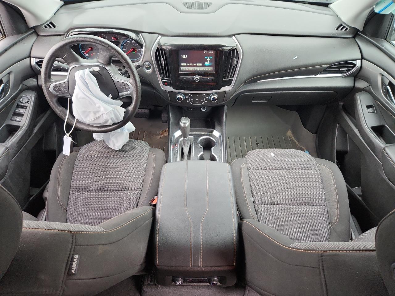 2018 Chevrolet Traverse Ls VIN: 1GNERFKWXJJ102389 Lot: 81070055