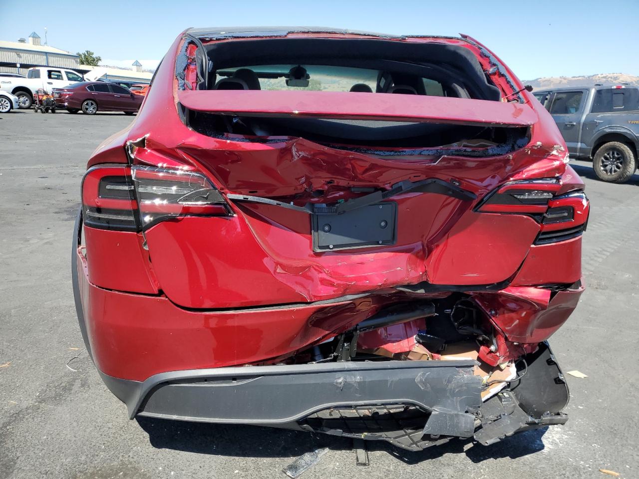 2025 Tesla Model X VIN: 7SAXCAE55SF462383 Lot: 71201665