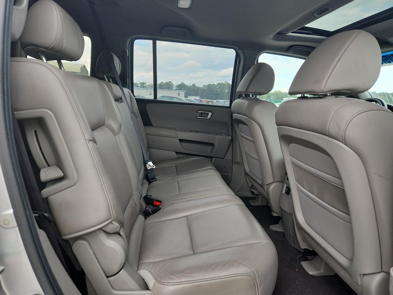 2011 Honda Pilot Exl VIN: 5FNYF4H54BB095997 Lot: 81570535