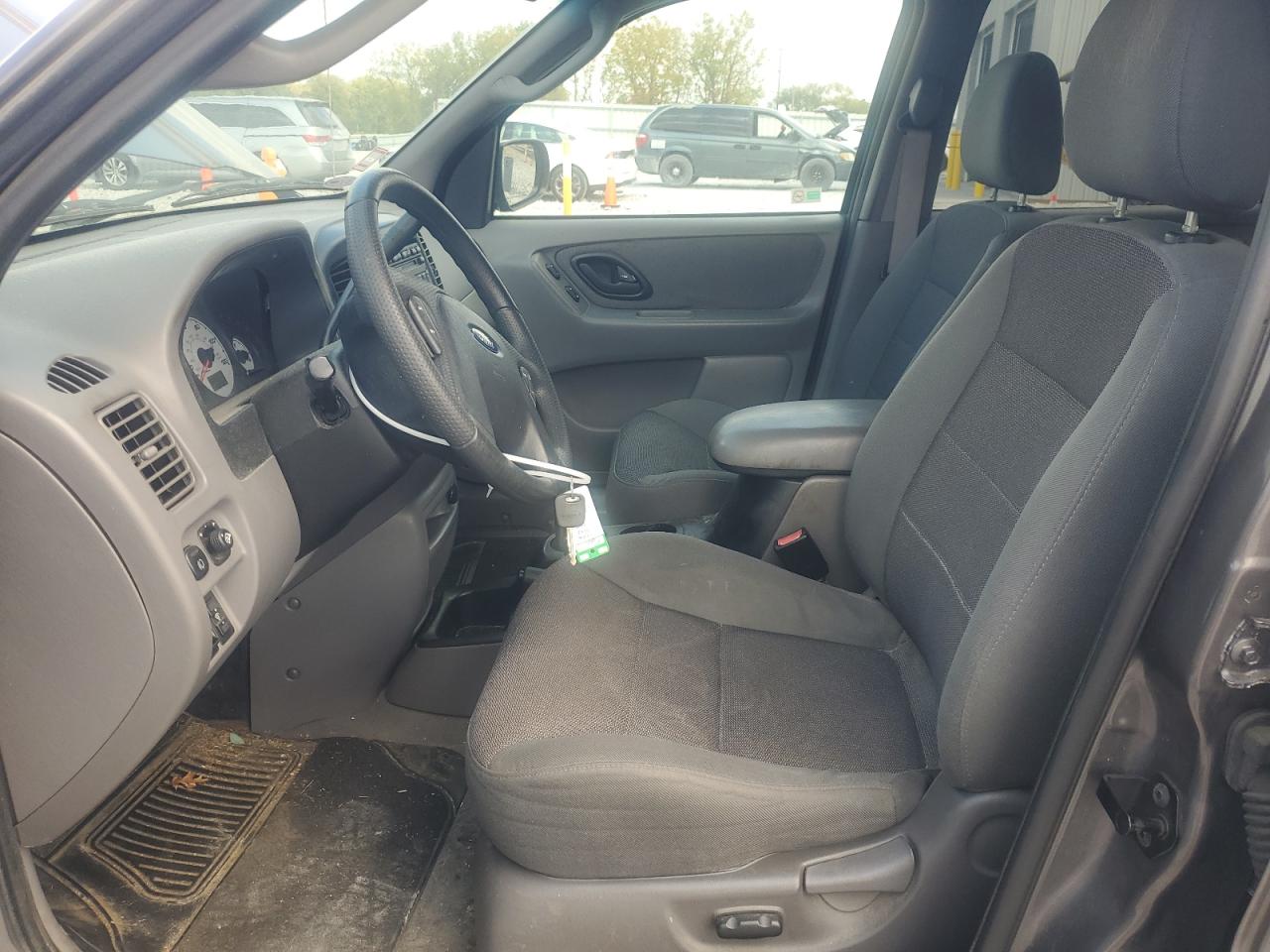 2002 Ford Escape Xlt VIN: 1FMYU03102KD88426 Lot: 80194005