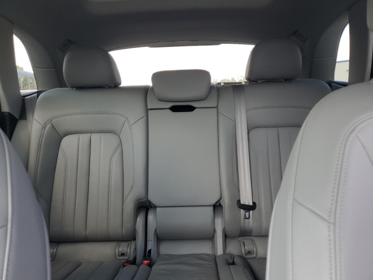 2018 Audi Q5 Premium Plus VIN: WA1BNAFY8J2215168 Lot: 68381675