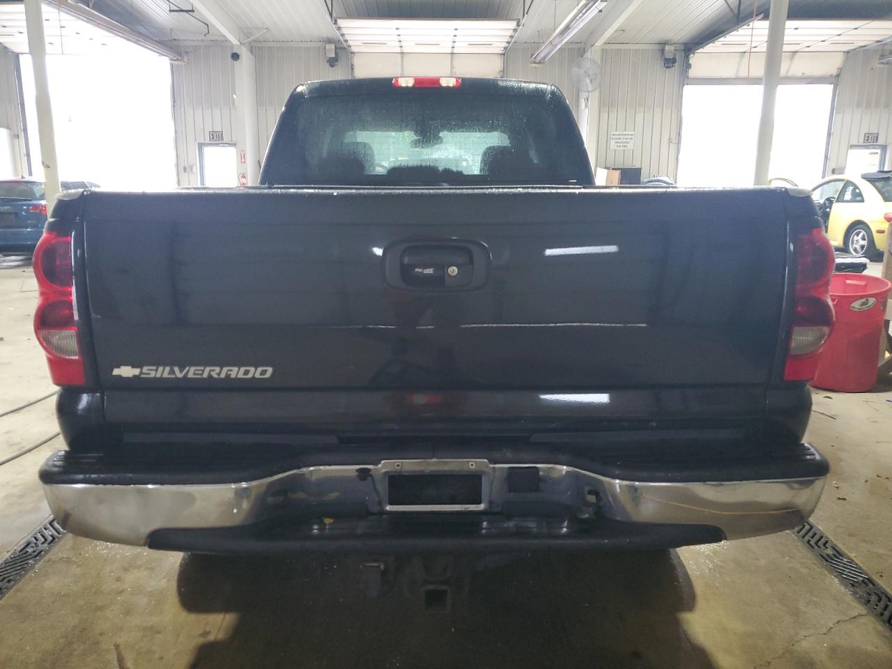 2006 Chevrolet Silverado K2500 Heavy Duty VIN: 1GCHK23U16F175953 Lot: 83951755