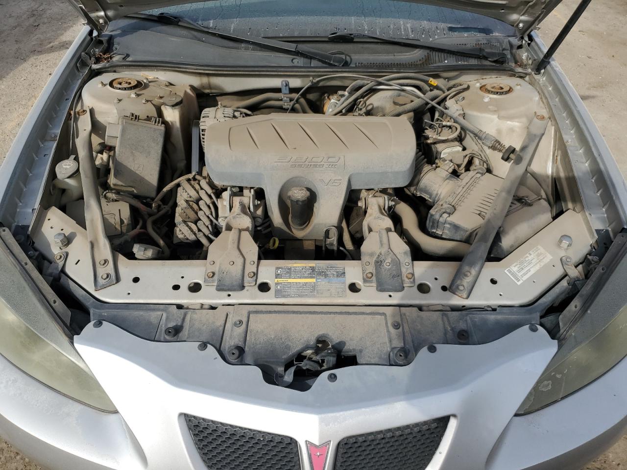 2007 Pontiac Grand Prix VIN: 2G2WP552571191379 Lot: 81881745