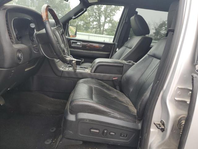 Паркетники LINCOLN NAVIGATOR 2017 Серебристый