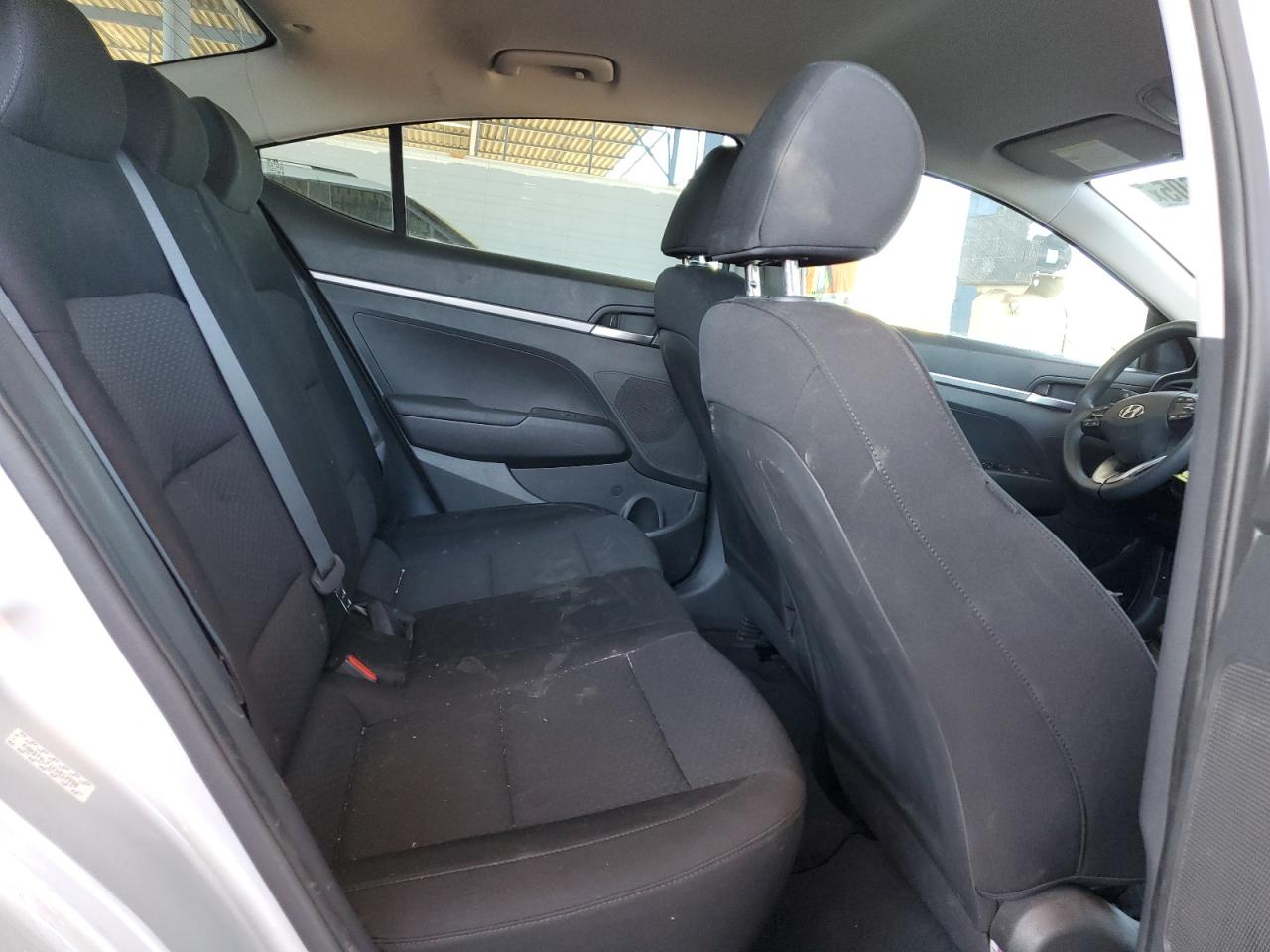 2019 Hyundai Elantra Se VIN: KMHD74LF1KU812998 Lot: 80670605