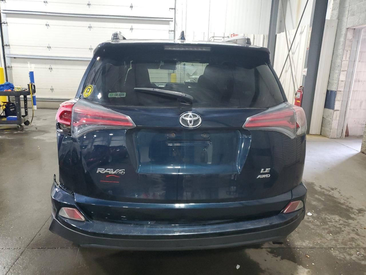 2017 Toyota Rav4 Le VIN: JTMBFREV6HJ131486 Lot: 81094745