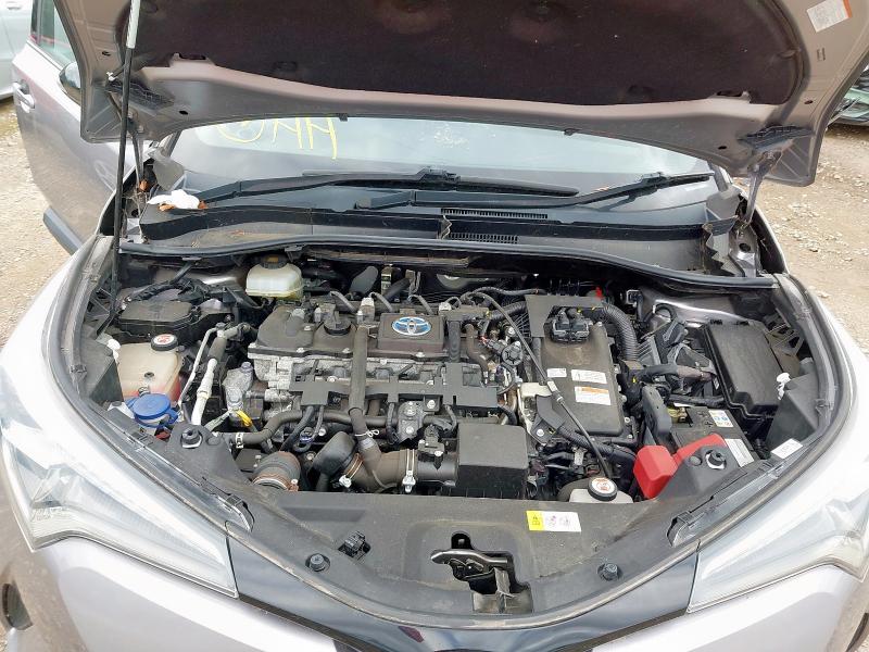 2018 TOYOTA C-HR DYNAMIC HEV CVT 