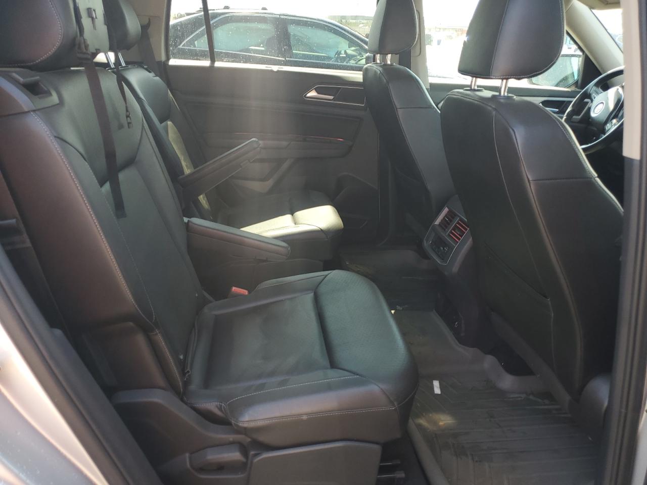 2018 Volkswagen Atlas Se VIN: 1V2KR2CA1JC590934 Lot: 71911045